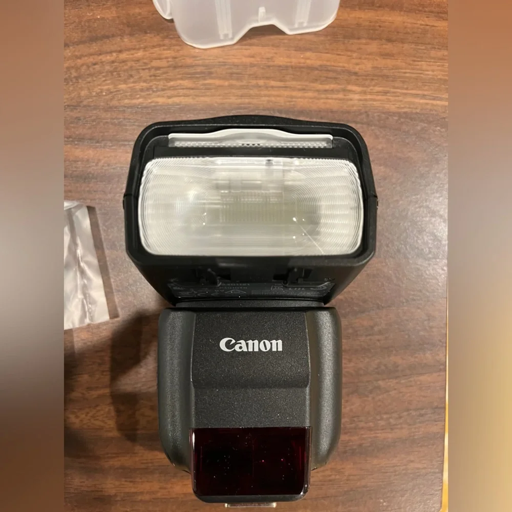 Canon black Flashlight 430EX III-RT